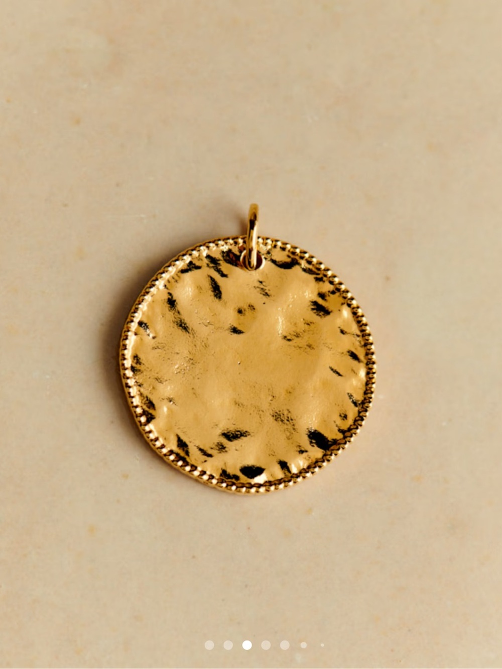 Sézane Textured Gold Round Pendant